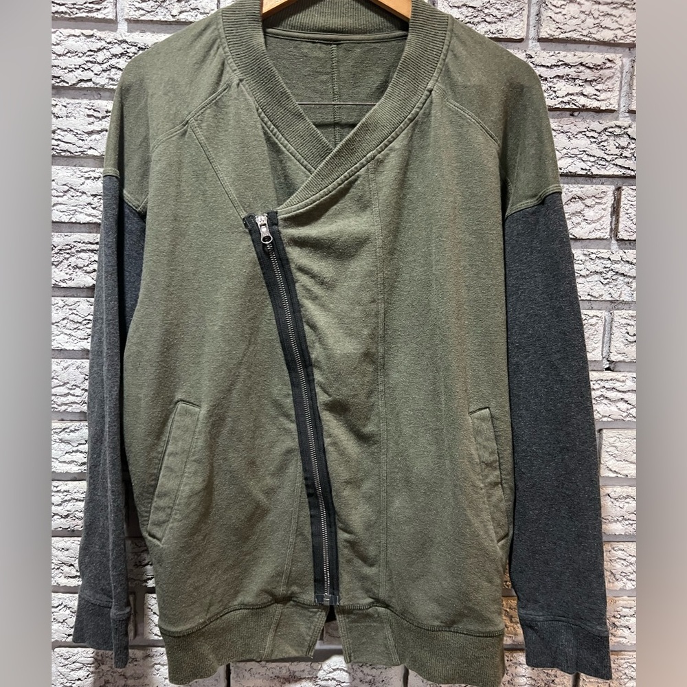 lululemon Mula Bundle in Heathered Fatigue Green / Heathered Dark Grey